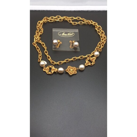 Miriam Haskell Gold/Pearl Filigree Pearls Necklace & Faux Pearl Earrings - Picture 7 of 10